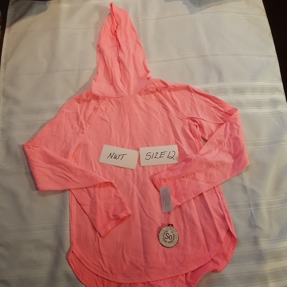 SO girls size 12 hooded long sleeved shirt